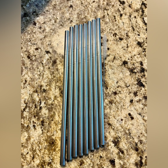 Set of eight stainless steel straws. 8.5” long. - Picture 4 of 4